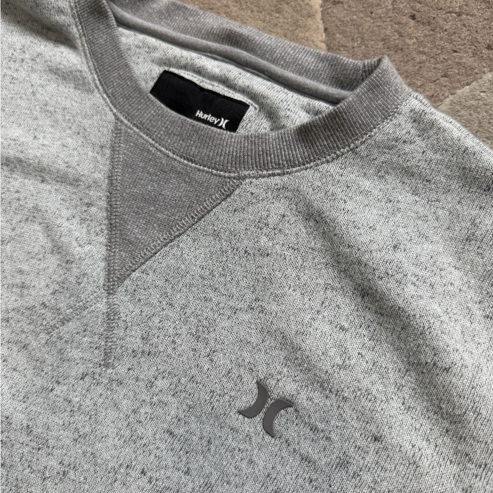 Hurley Men's Heather Gray Crewneck Sweater